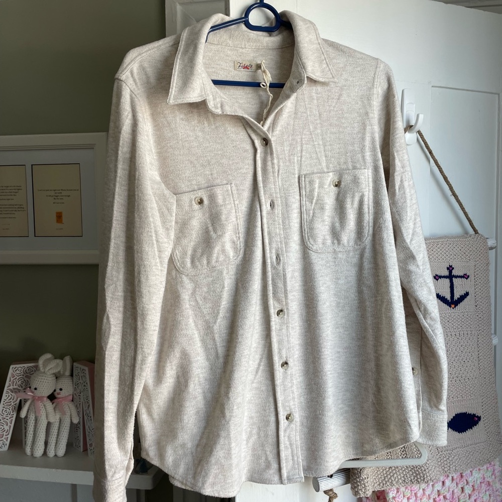 Never Worn Faherty Brand Button Down Light Weight… - image 1